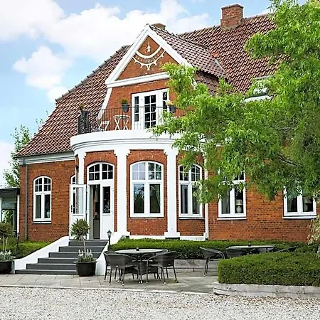 Skjalm Hvide Hotel 3*