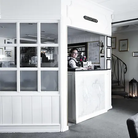 Hotel Skjalm Hvide 3*